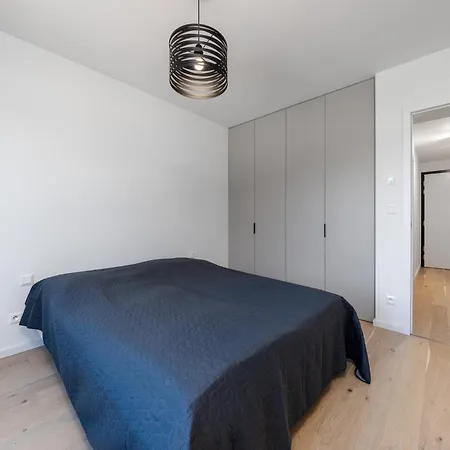 Апартаменти Zwirn Design Near Nivy Station & Downtown Братислава