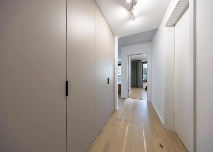 Zwirn Design Near Nivy Station & Downtown Appartement Bratislava