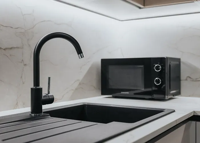 Zwirn Design Near Nivy Station & Downtown Appartement *