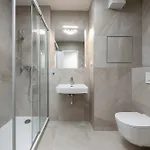 Zwirn Design Near Nivy Station & Downtown * 브라티슬라바