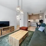 Zwirn Design Near Nivy Station & Downtown 아파트 브라티슬라바