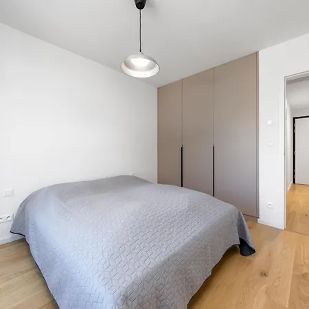 Zwirn Loft - New Design Near Nivy & Downtown *