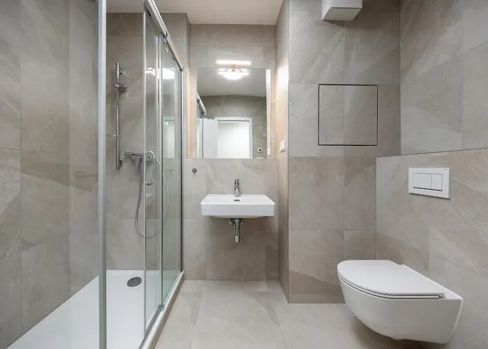 Zwirn Design Near Nivy Station & Downtown * Bratislava