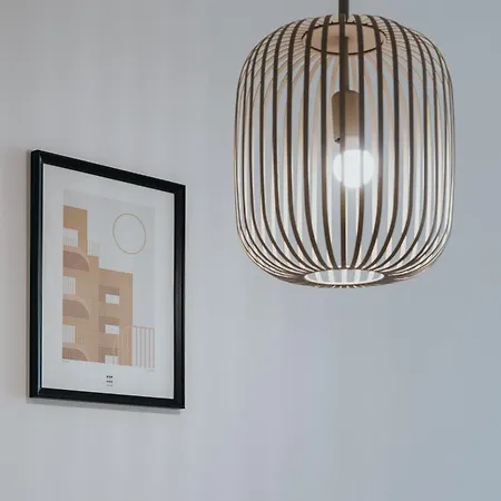 Zwirn Design Near Nivy Station & Downtown Daire